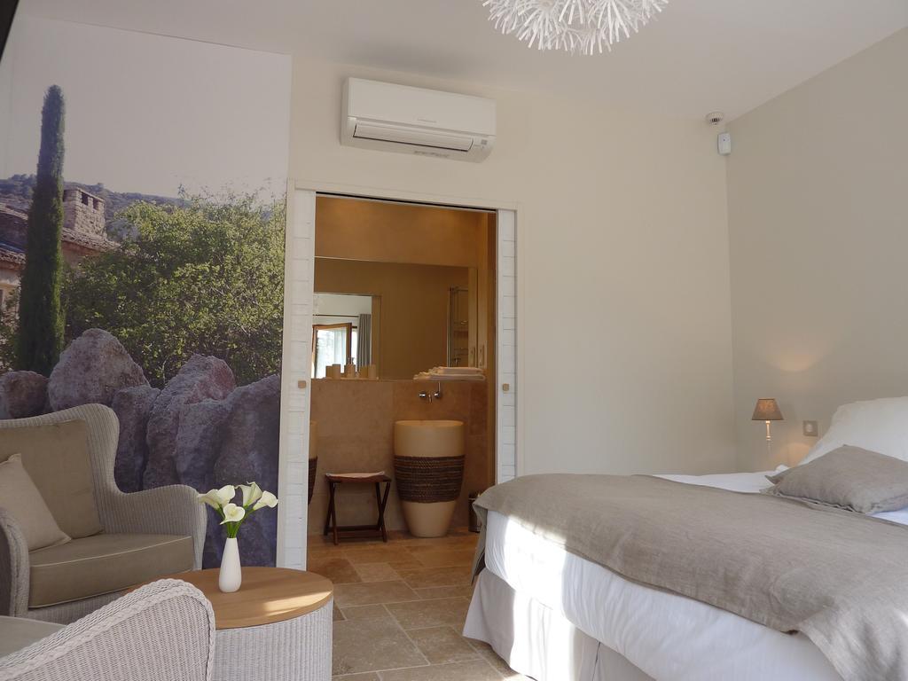 Les Mazets Du Luberon Bed & Breakfast Puget Стая снимка
