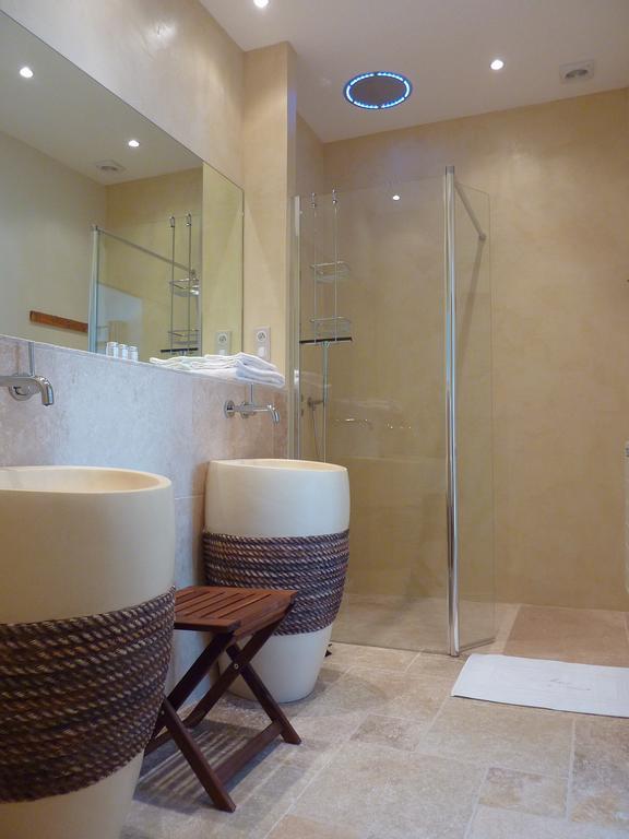 Les Mazets Du Luberon Bed & Breakfast Puget Стая снимка