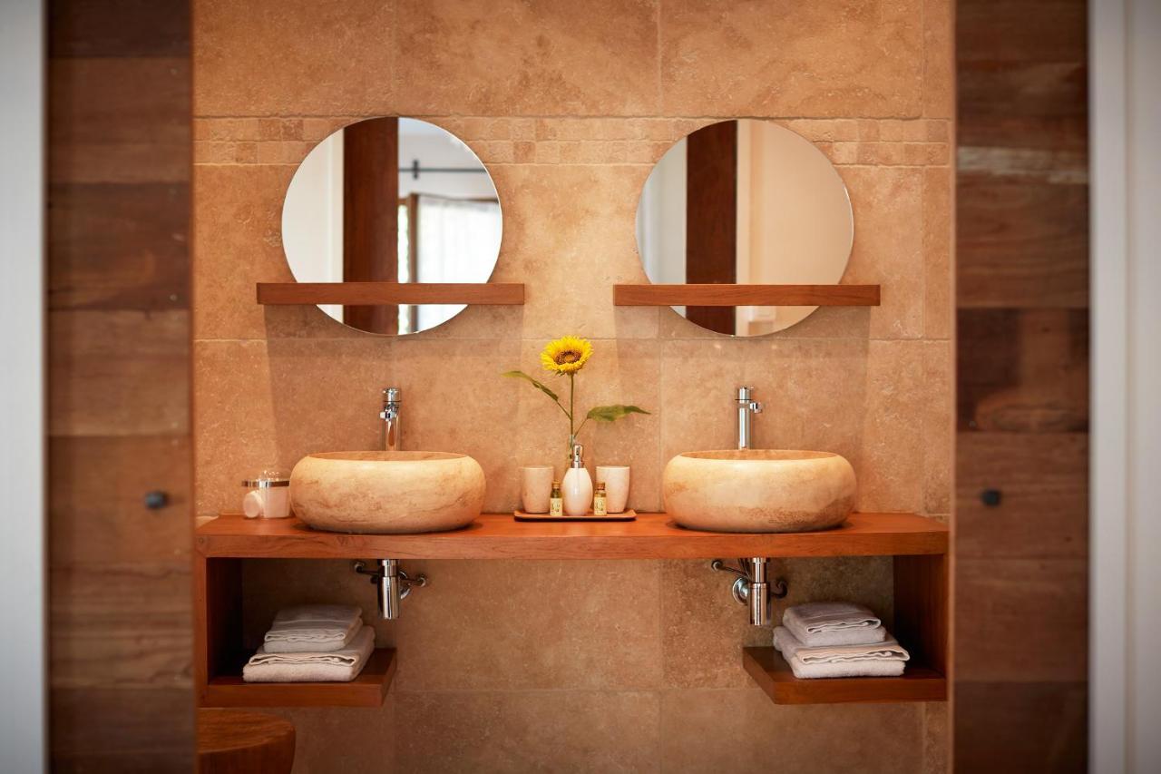 Les Mazets Du Luberon Bed & Breakfast Puget Екстериор снимка